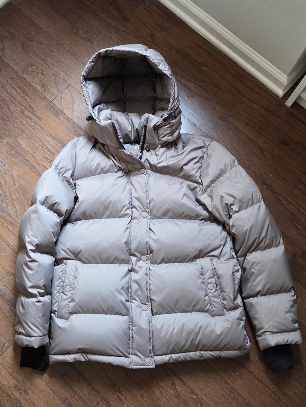 Quince Women's Grey Responsible Down Puffer Jacket Size S